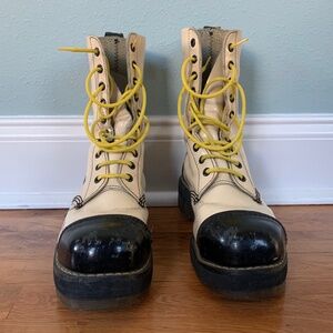 Dr. Martens Crazy Bomb 10 eye platform boots